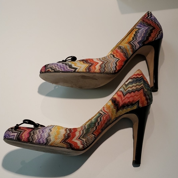 Missoni Round Toe Pumps - Picture 5 of 8